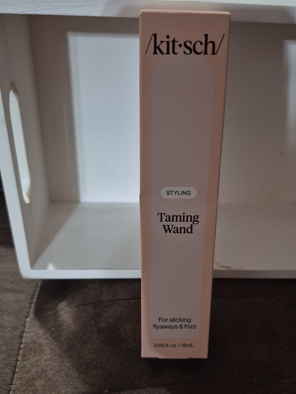 Kitsch Taming Wand Styling Serum - Pale Pink Box